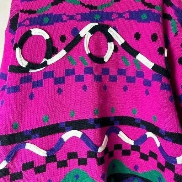 Vintage Asseritf Abstract Patterned Pullover Sweater Medium - Picture 4 of 4